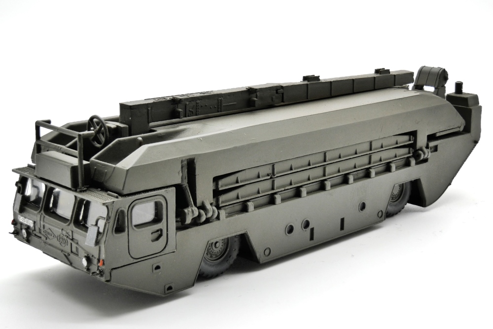 Der �berarbeitete und lackierte Bausatz